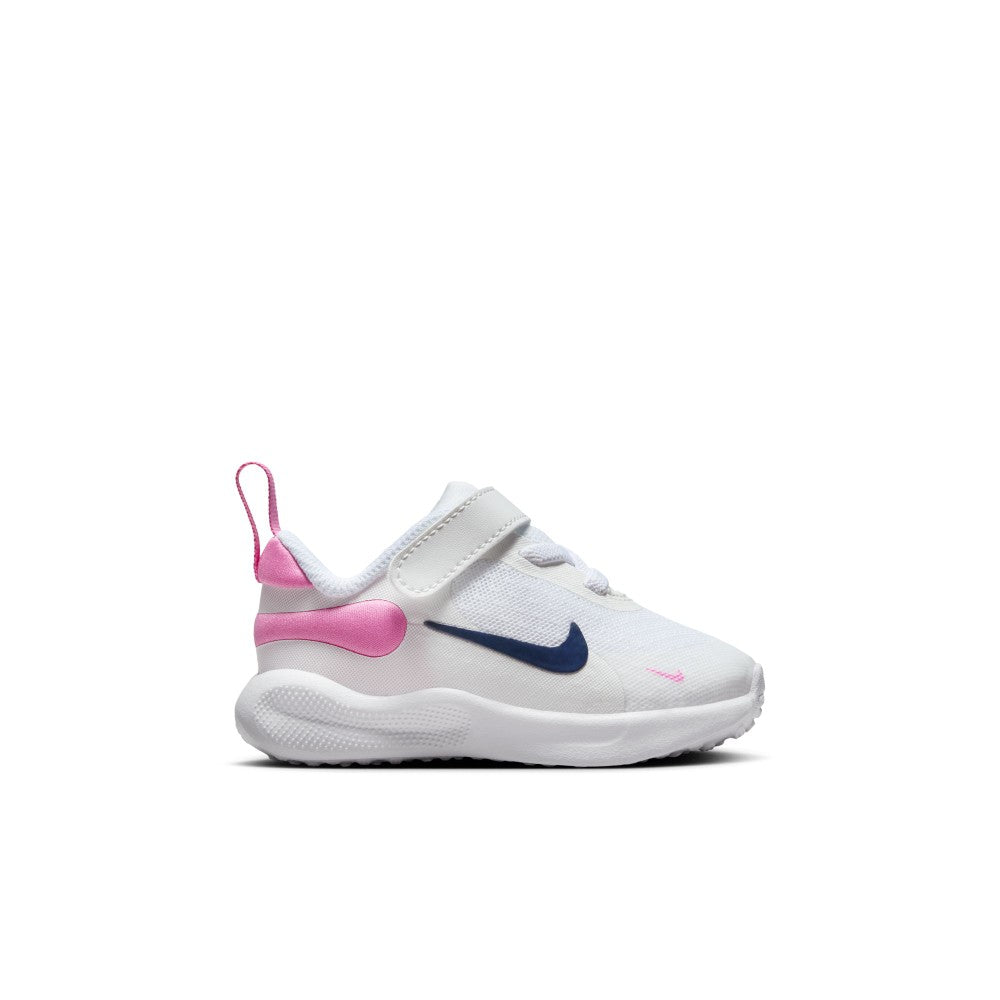 Revolution 7 Running Shoes