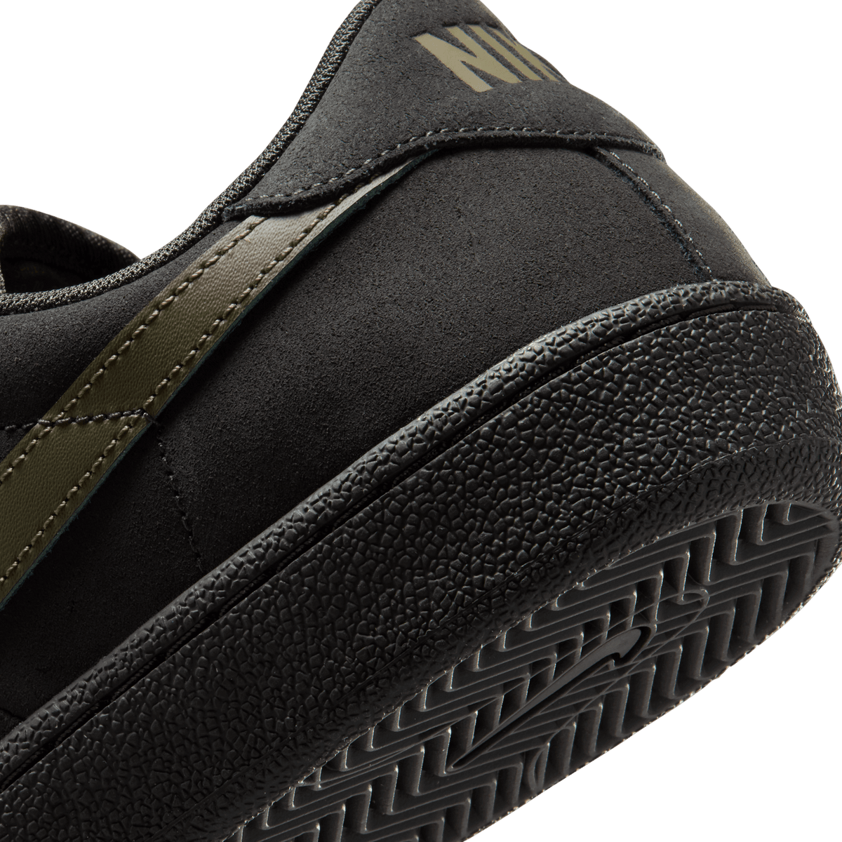 Zoom Tennis Classic 'Deep Pewter Olive'