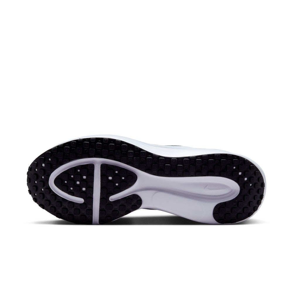 Revolution 8 Road Running Shoes