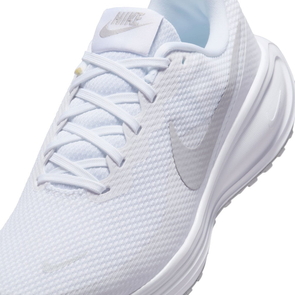 Revolution 8 Road Running Shoes