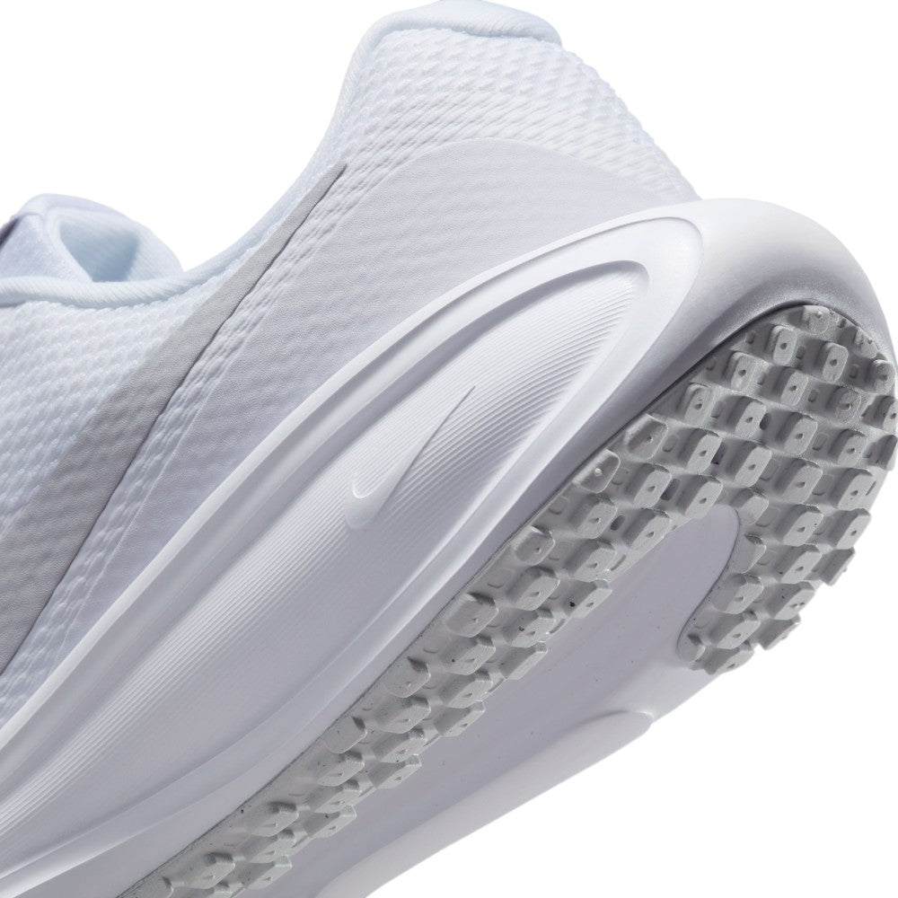 Revolution 8 Road Running Shoes