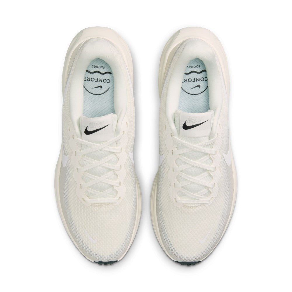 Revolution 8 Road Running Shoes