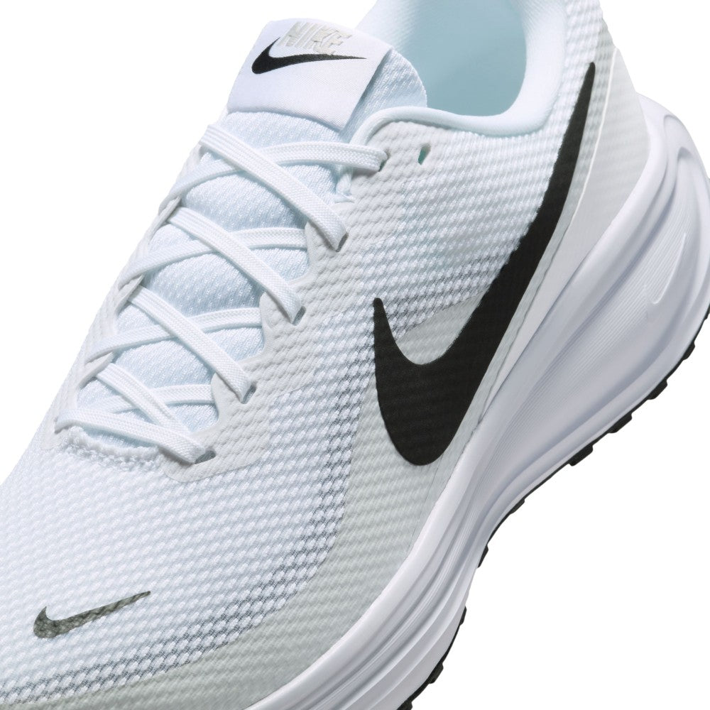 Revolution 8 Road Running Shoes