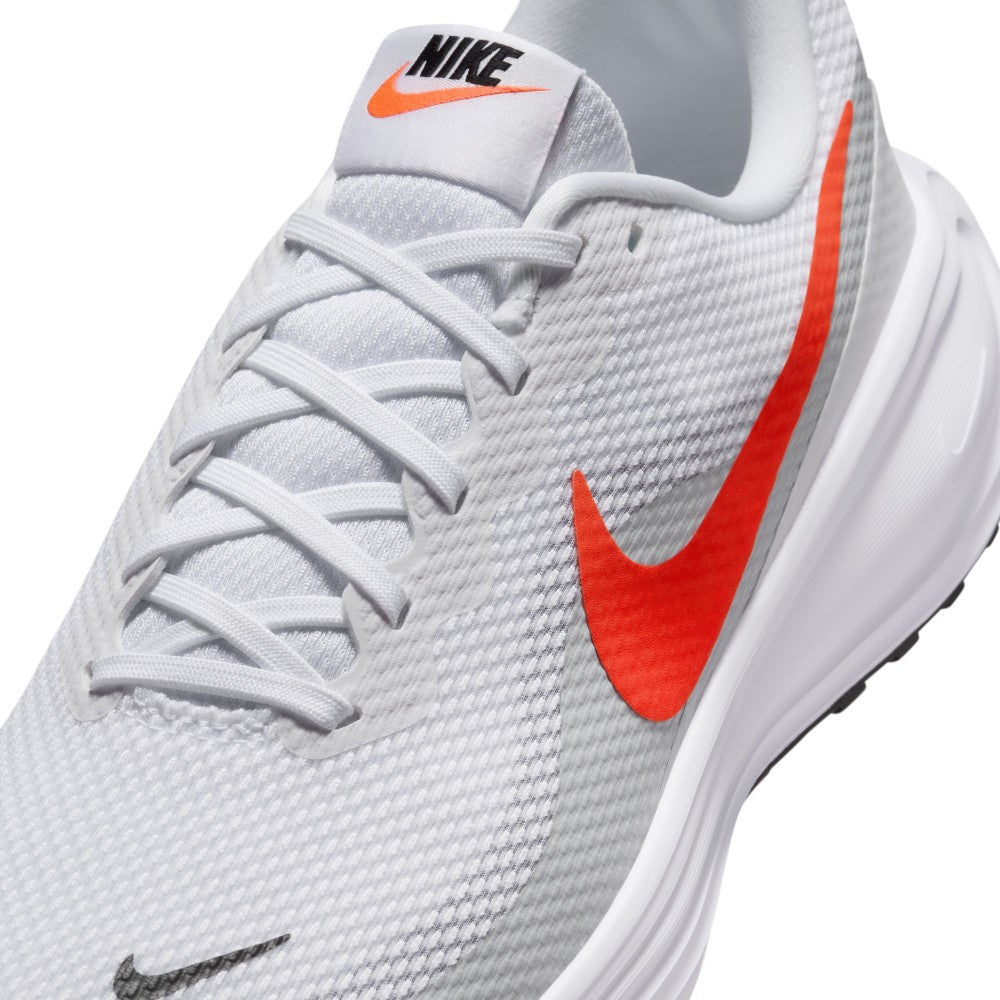 Revolution 8 Road Running Shoes