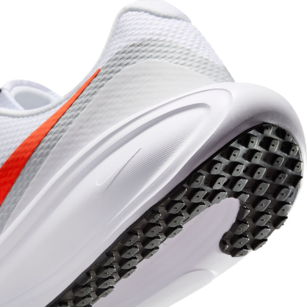 Revolution 8 Road Running Shoes