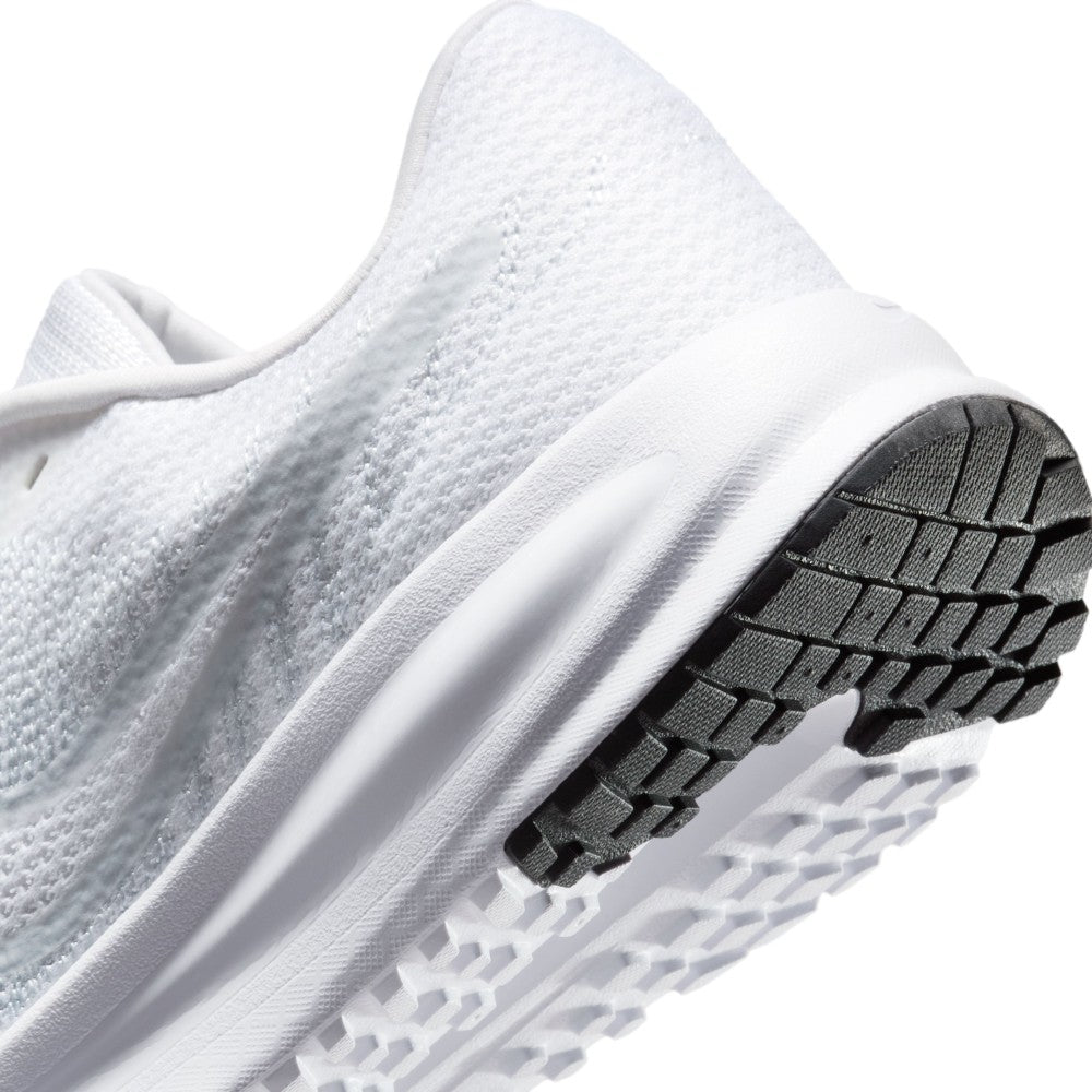Run Defy Road Running Shoes