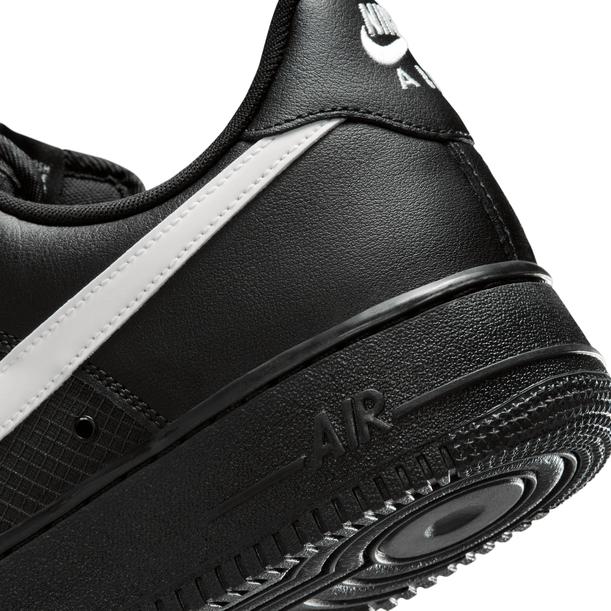Air Force 1 '07 LV8 'Black White'