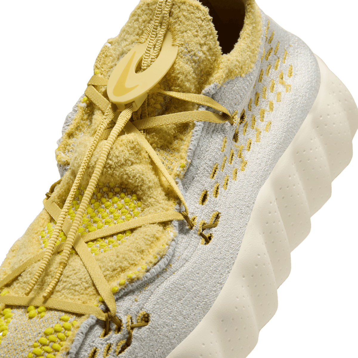Mind 002 Flyknit 'Light Bone Saturn Gold'