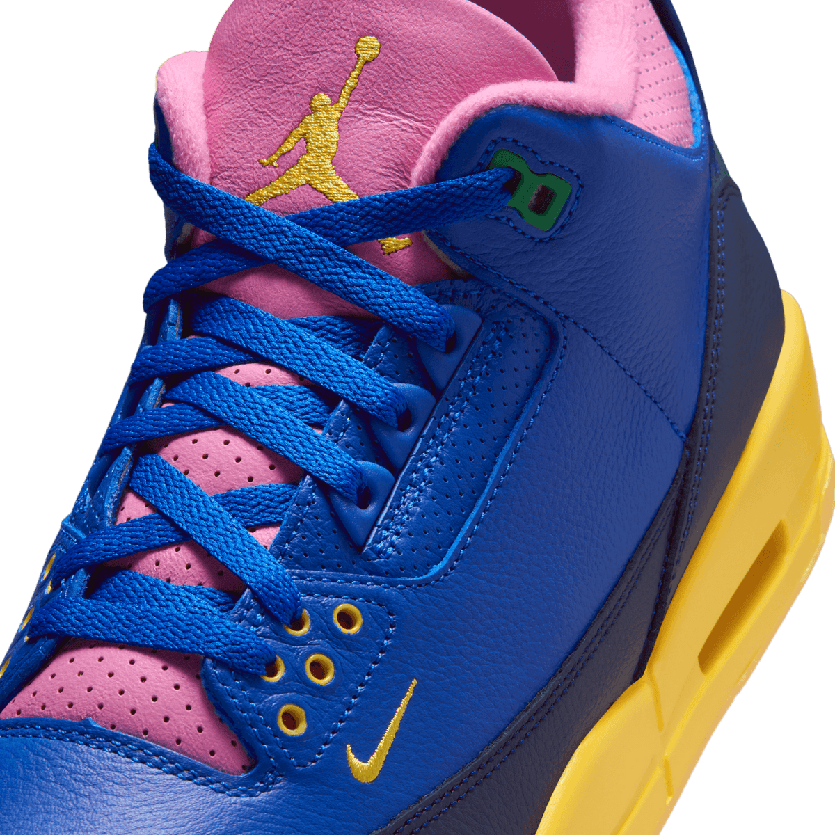 Air Jordan 3 Retro OG SP 'Brasil'