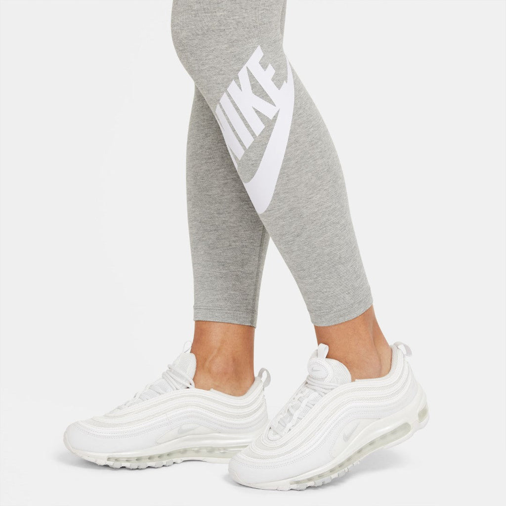 Sportswear Essential Leggings
