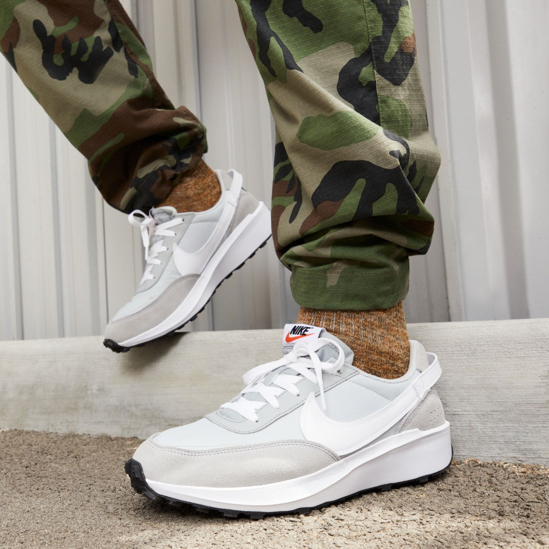 Waffle Debut Lifestyle shoes
