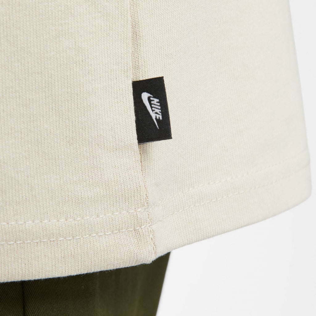 Sportswear Premium Essentials