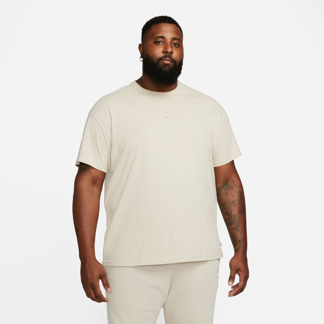 Sportswear Premium Essentials
