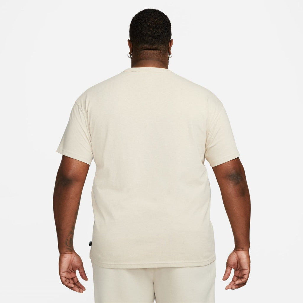 Sportswear Premium Essentials