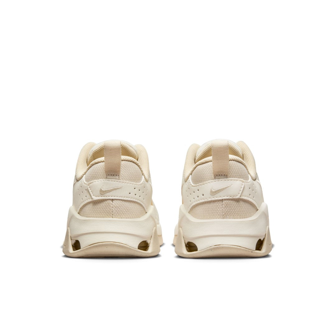 Zoom Bella 6 Training Shoes