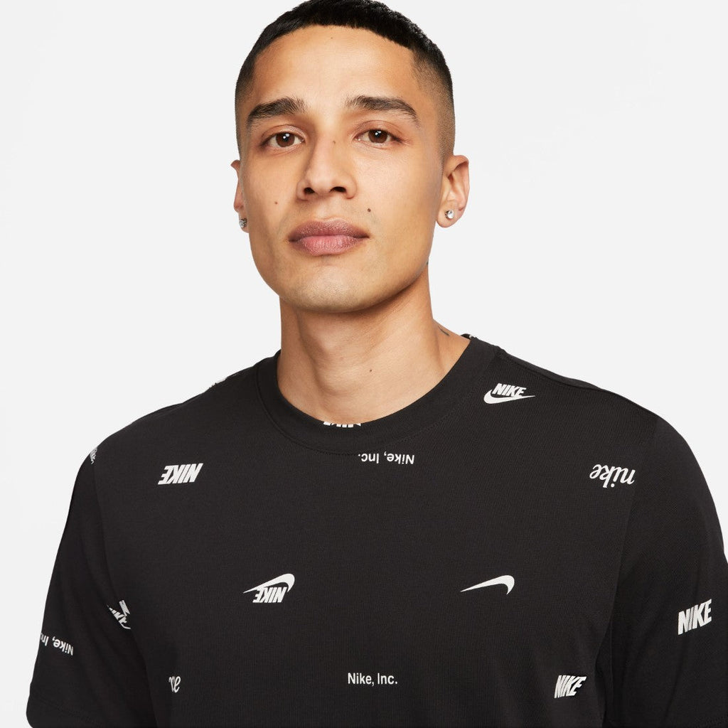 M Nsw Tee Club Aop