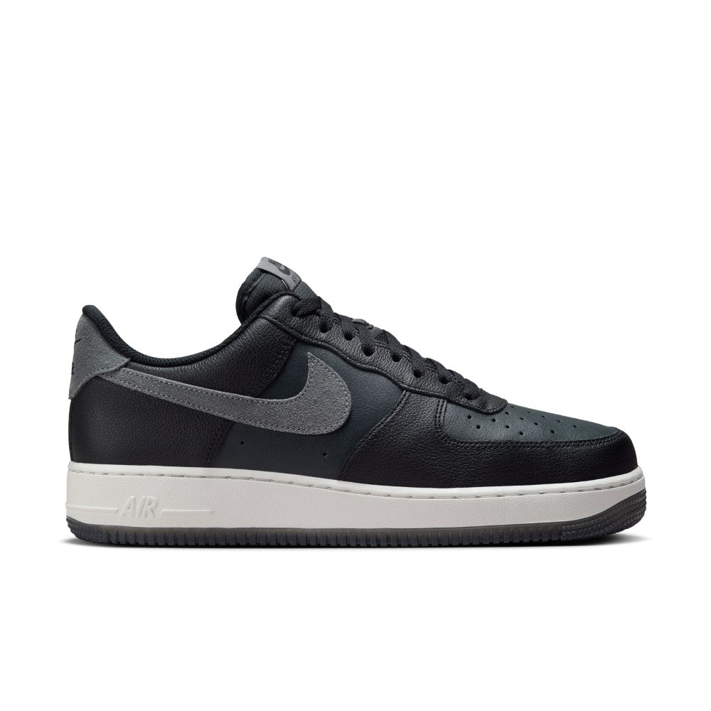 Air Force 1 '07 LV8 Lifestyle Shoes