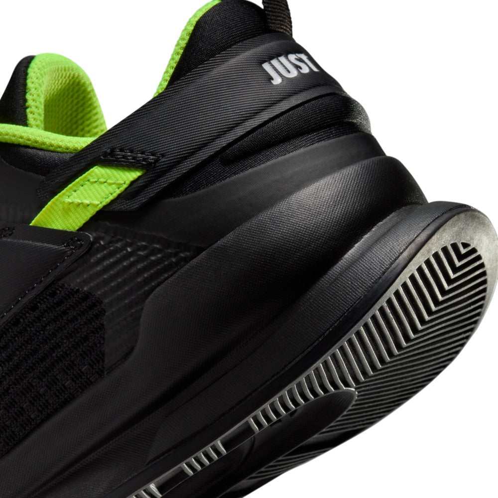 Crosscourt Running Shoes