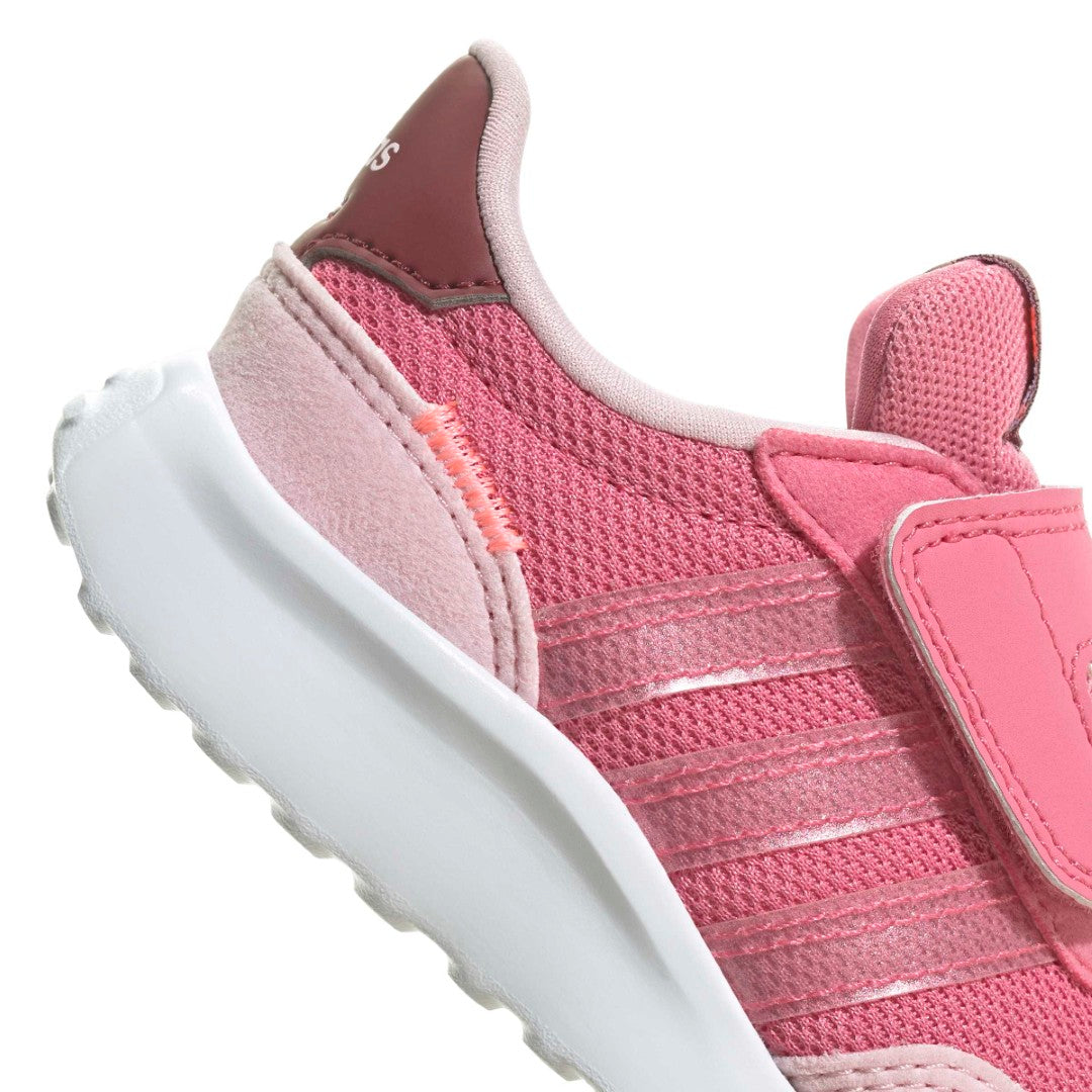 Run 70S  Shoes