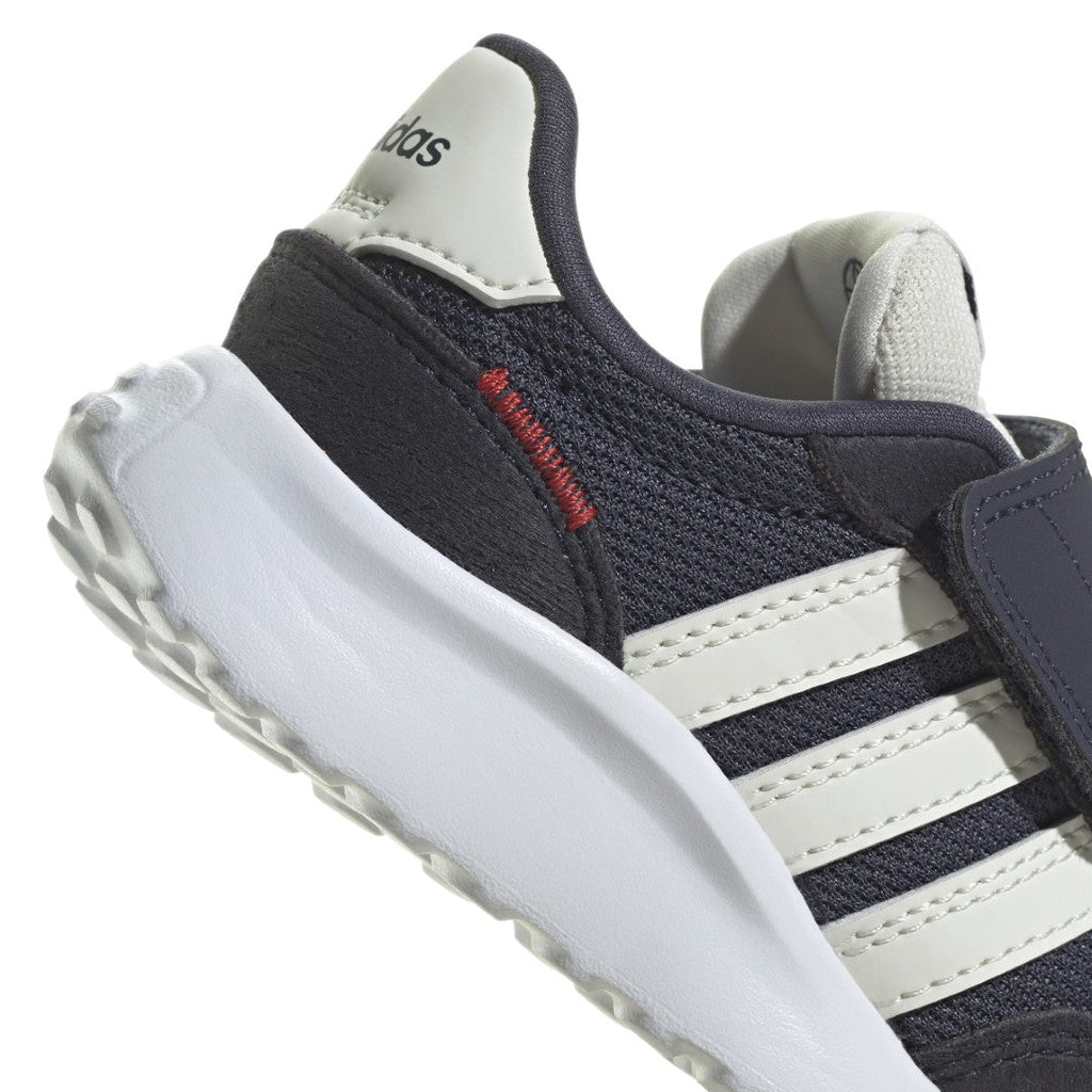 Run 70S Shoes