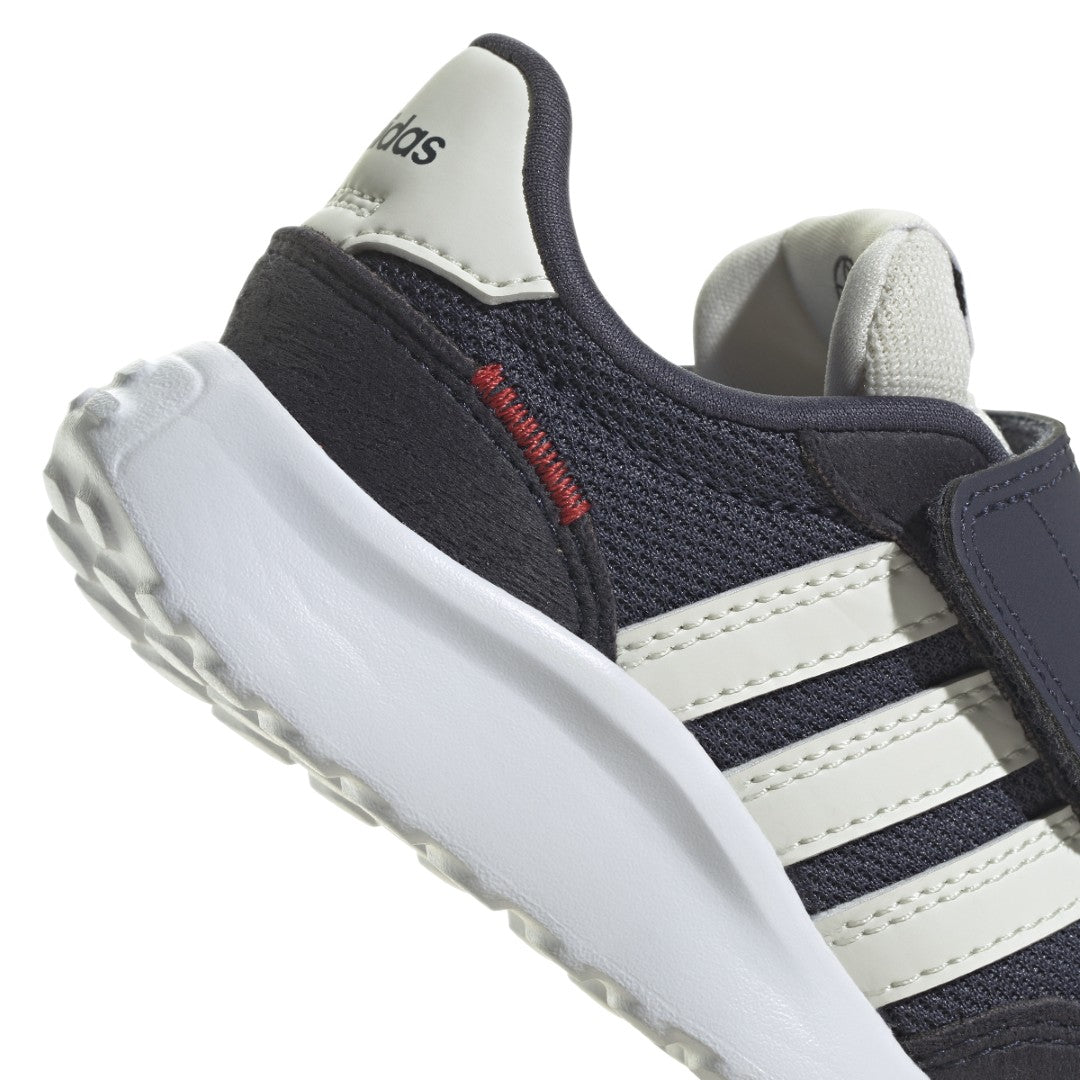 Run 70S Shoes