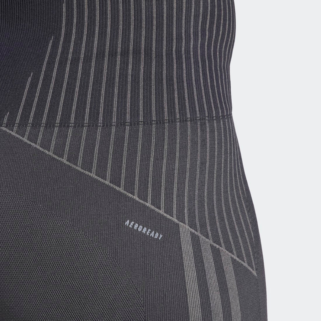 Seamless Branded 7/8 Leggings