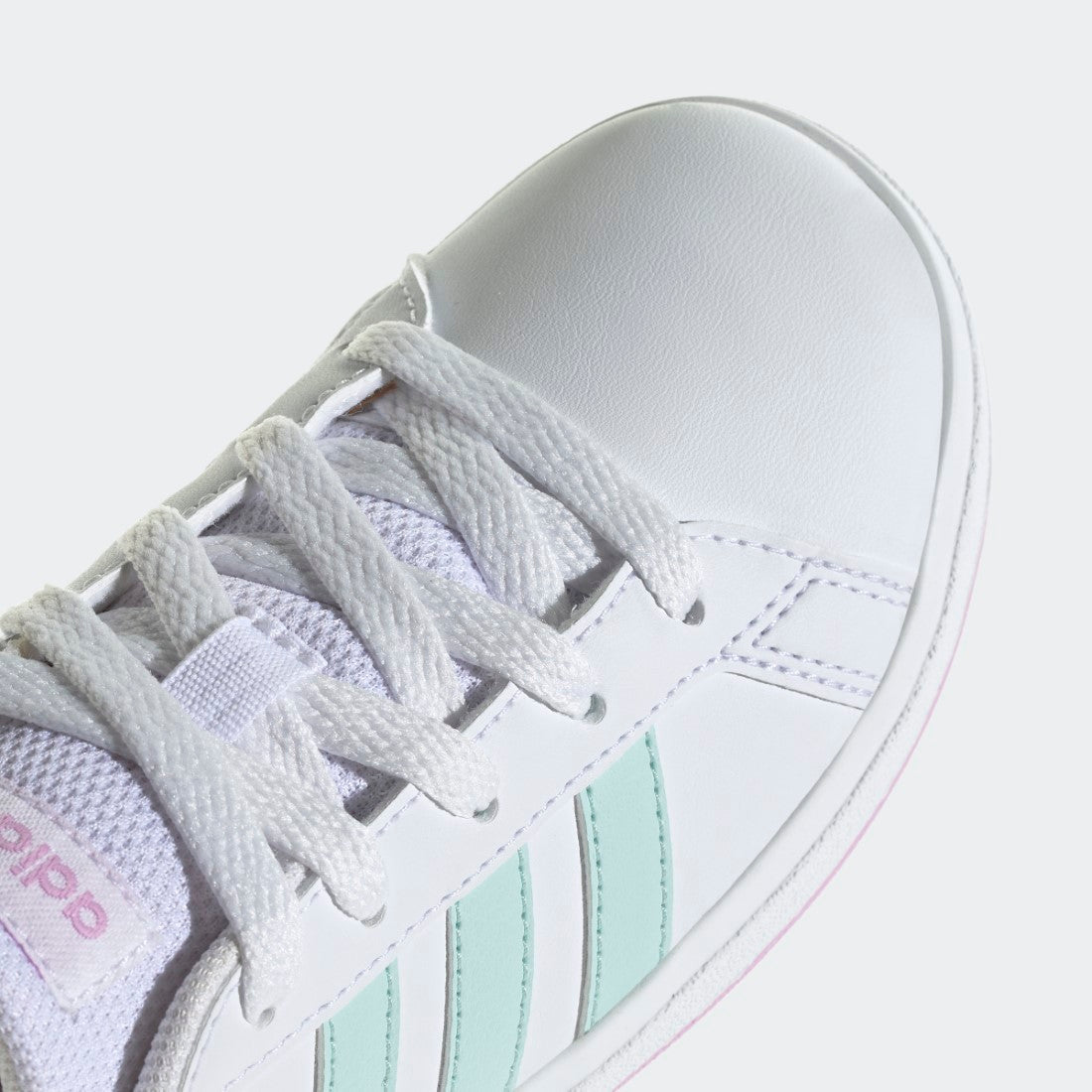 Grand Court Lifestyle Tennis Lace-Up Shoes