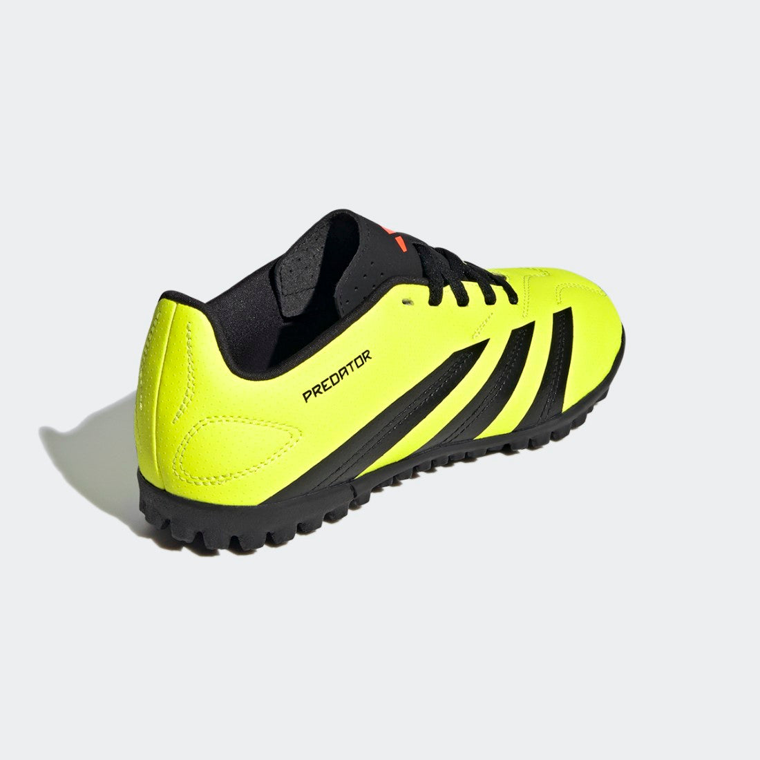Predator Club Turf  Shoes