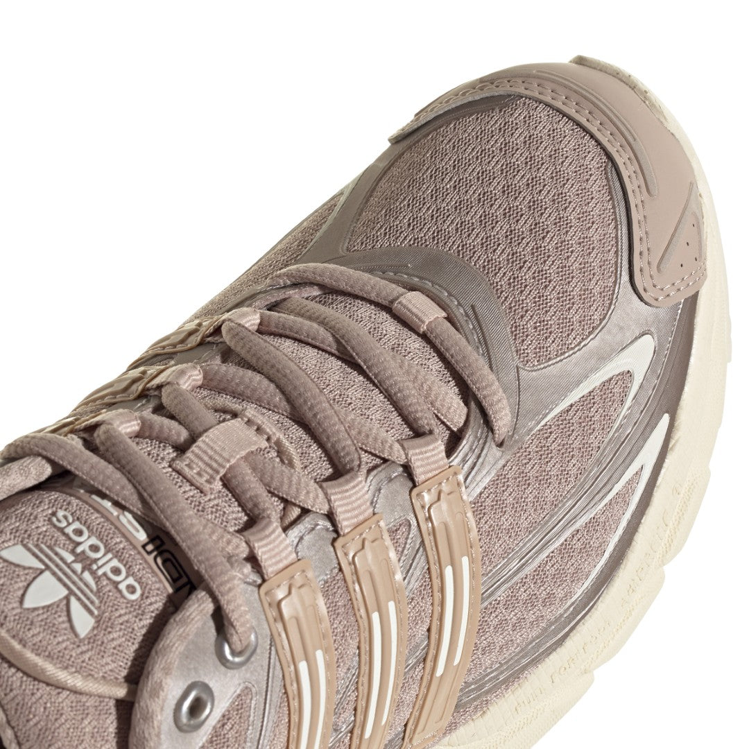 Adistar Cushion Lifestyle Shoes