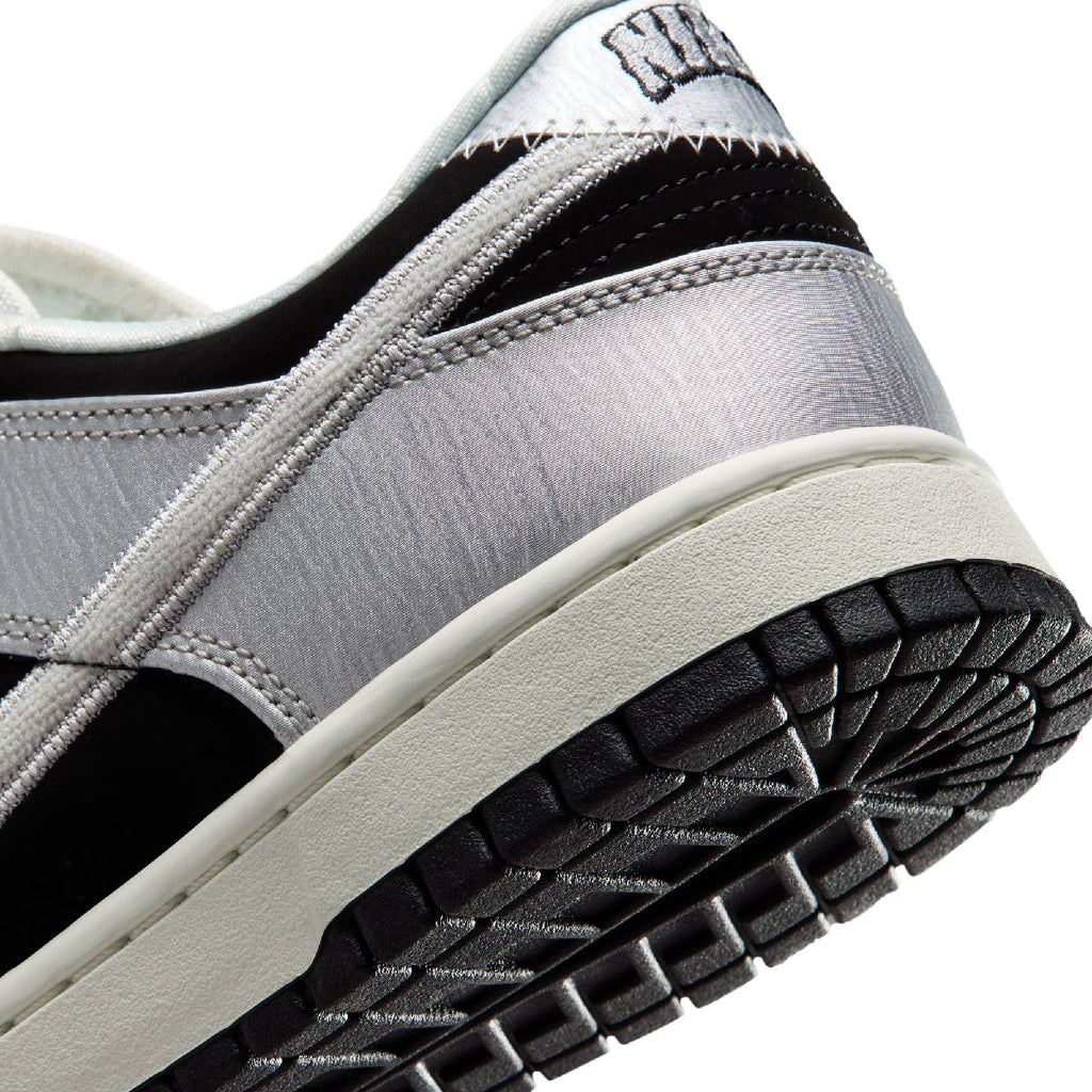 Dunk Low Retro 'Metallic Silver Black'