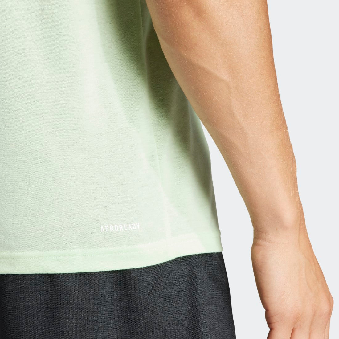 Train Essentials Feelready Logo Training T-Shirt