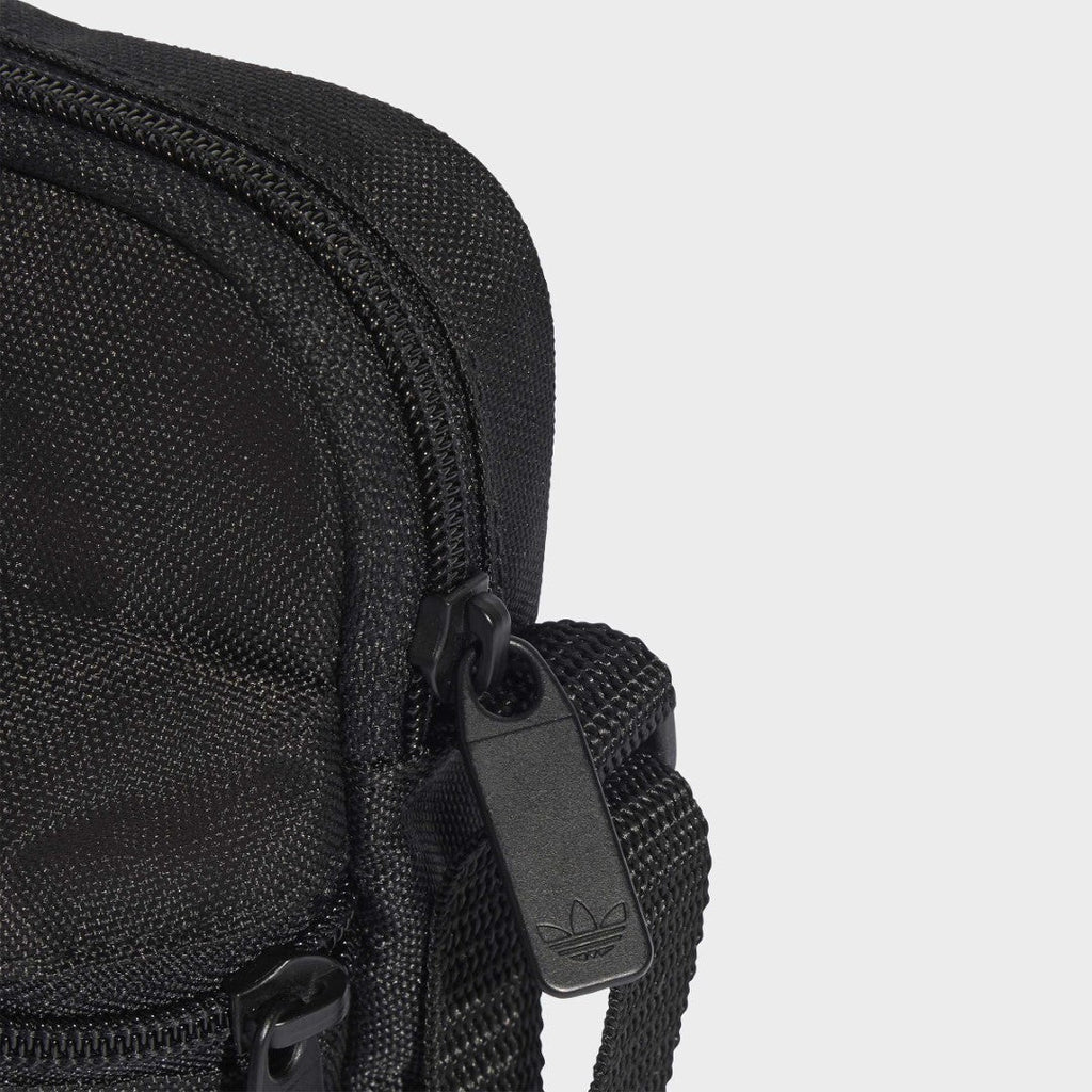 Adicolor Classic Festival Bag