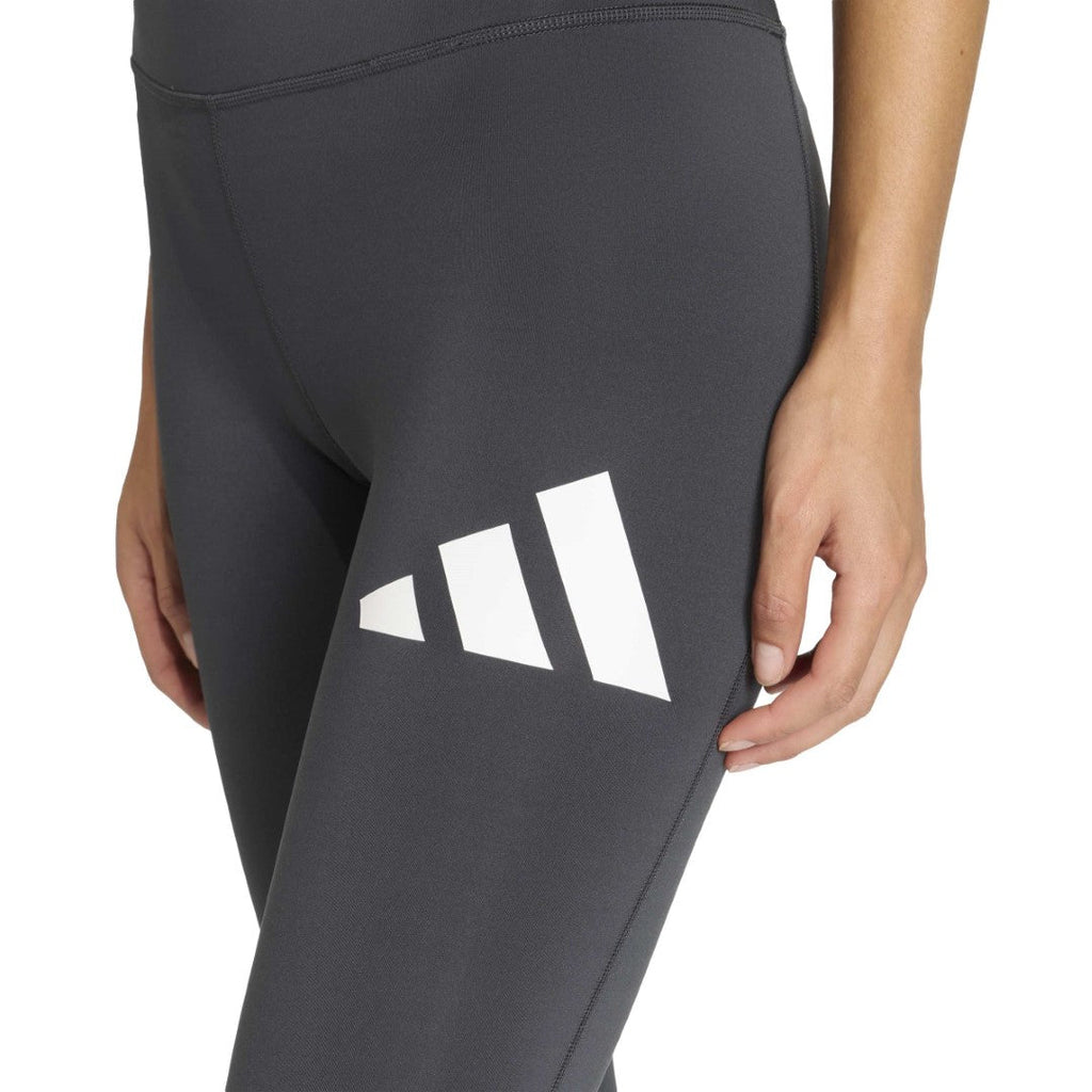 Train Essentials Big Logo Leggings