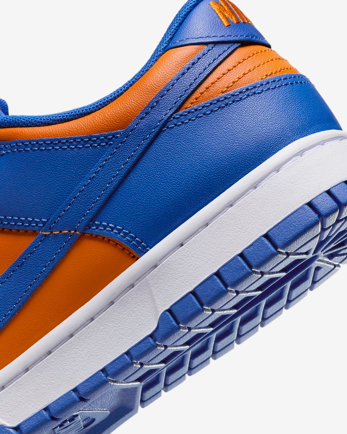 Dunk Low Retro Bttys Lifestyle Shoes