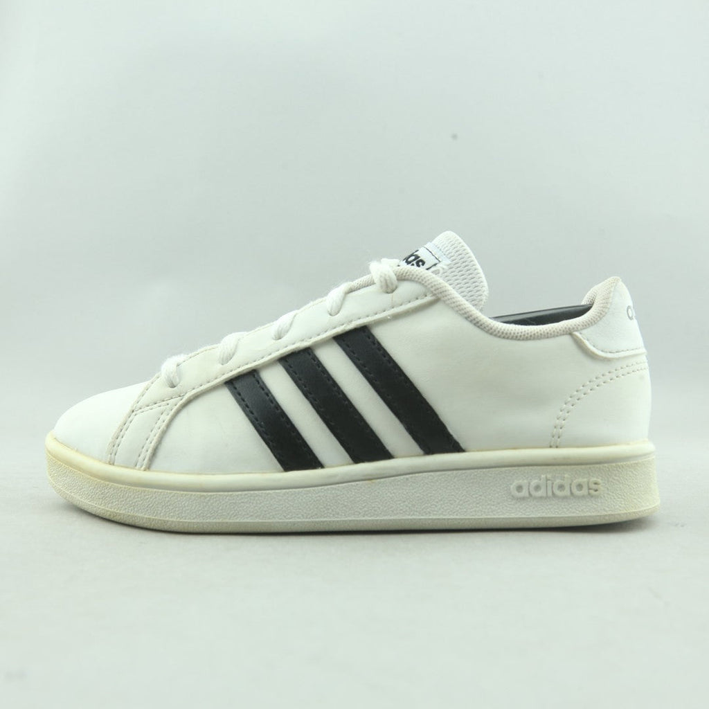 ADIDAS  GRAND COURT J