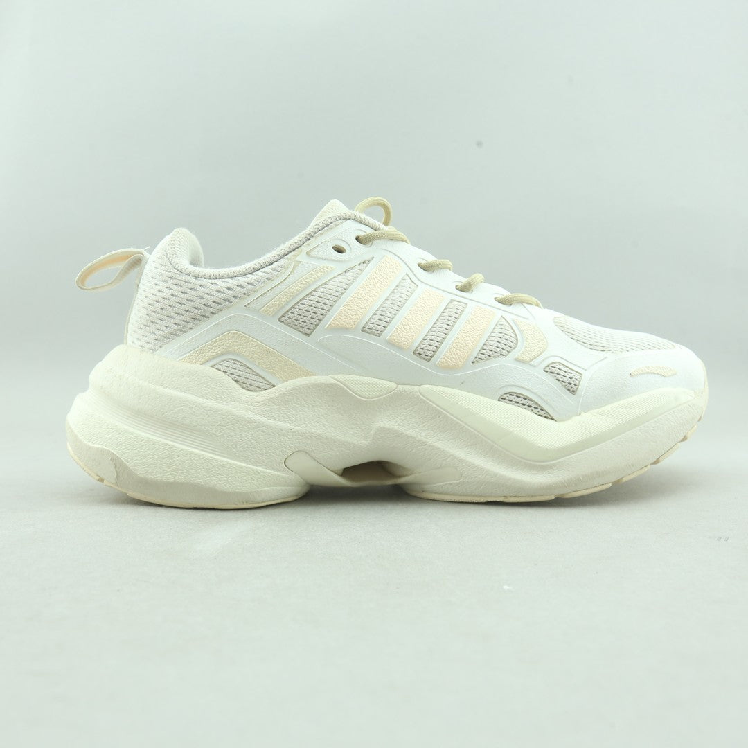 ADIDAS  MAXXCETUS