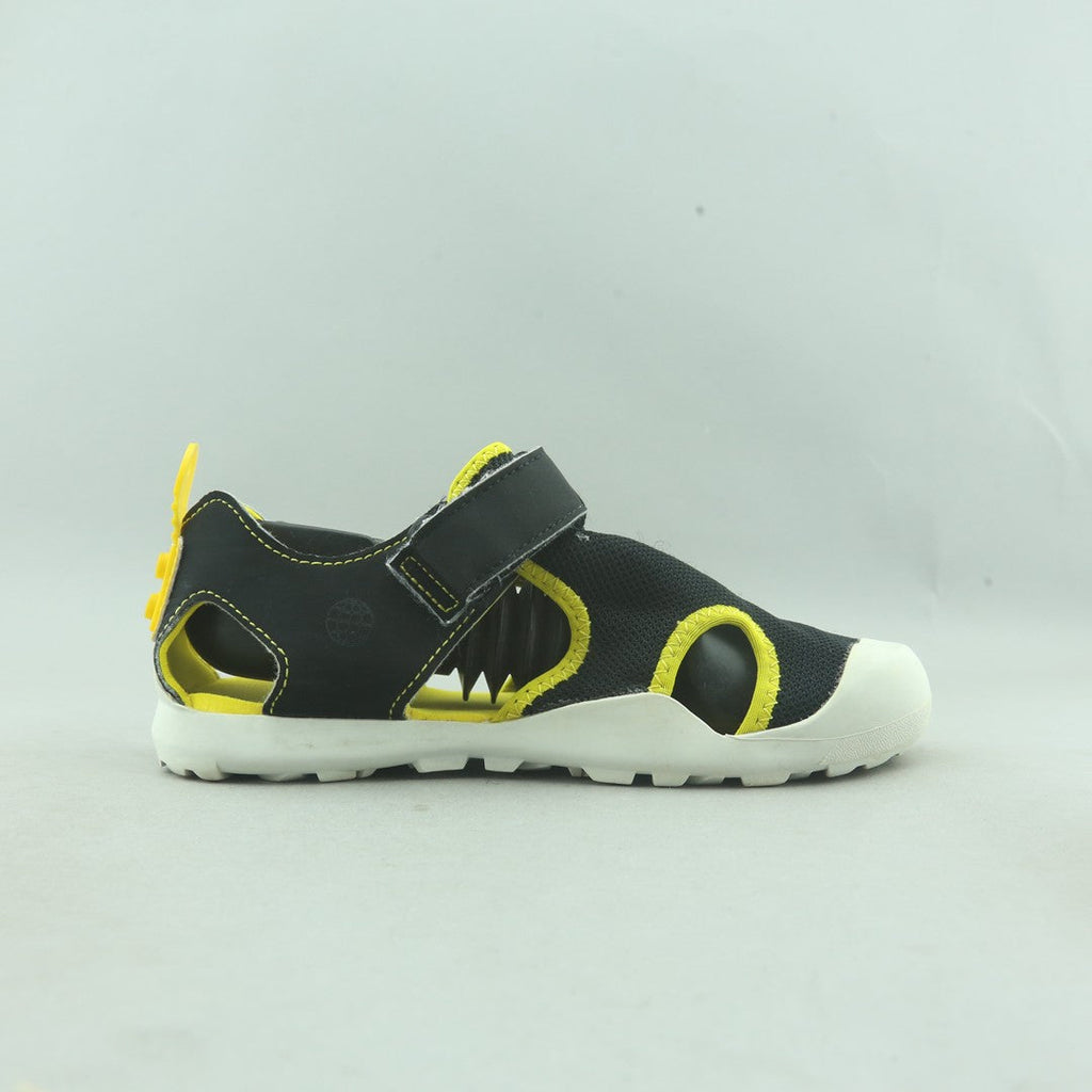 ADIDAS  LEGO X CAPTAIN TOEY J
