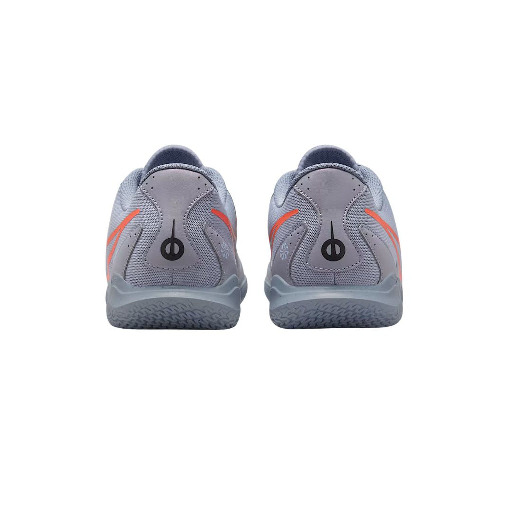Tiempo Legend 10 Club Indoor/Court Low-Top Soccer Shoes