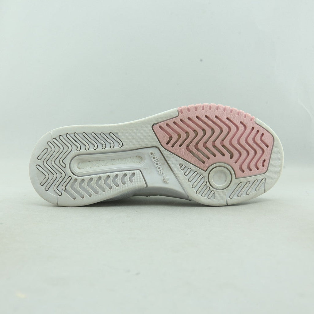 ADIDAS  DROP STEP