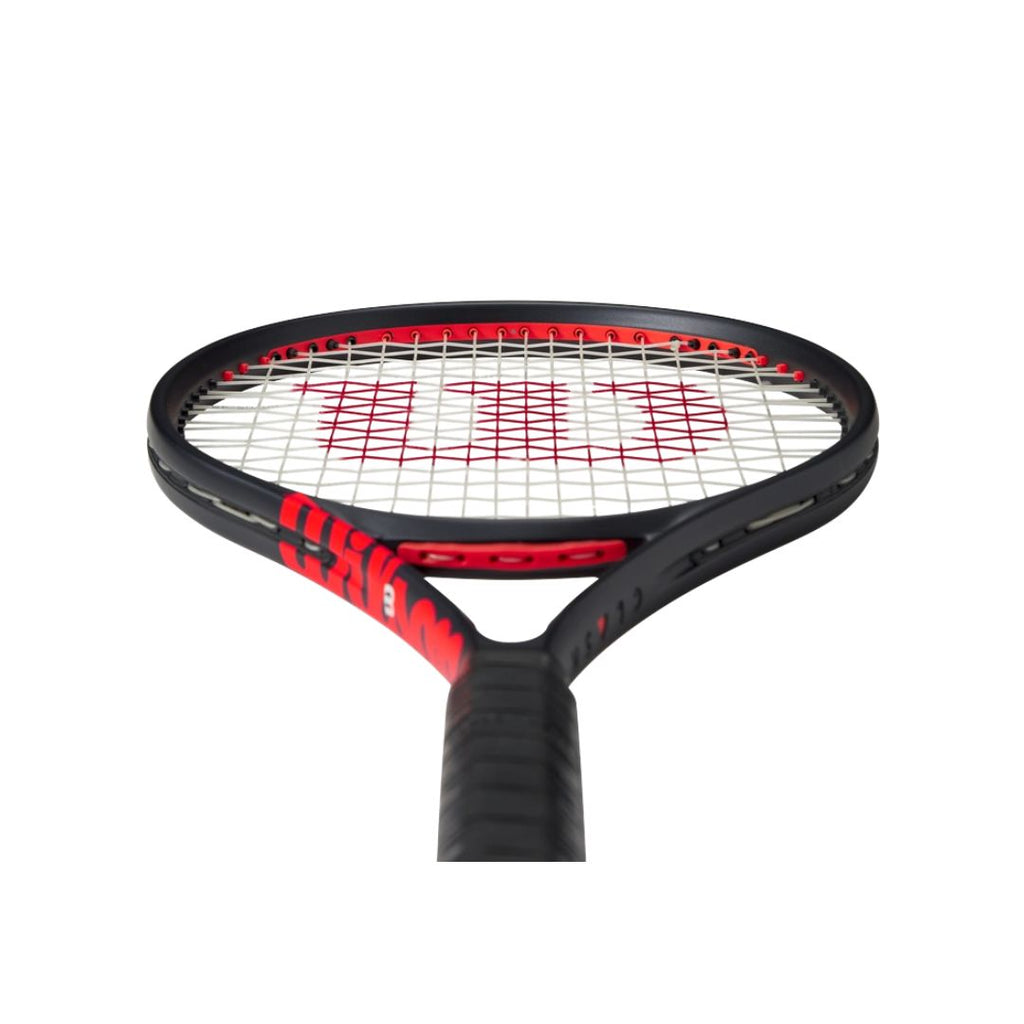 Clash 100L V3 Tennis Racket